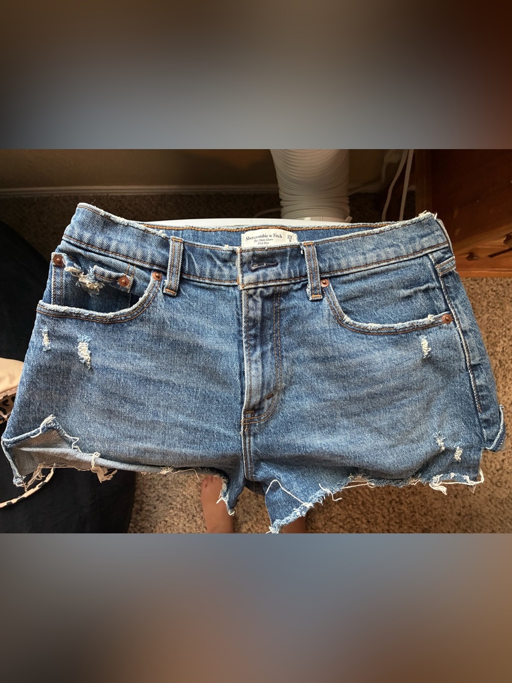 Abercrombie Mid Rise Mom Short